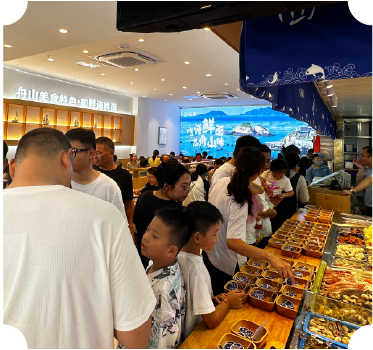 舢鲜海鲜面门店生意火爆
